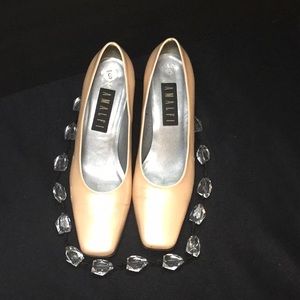 Amalfi classic clunky heels.